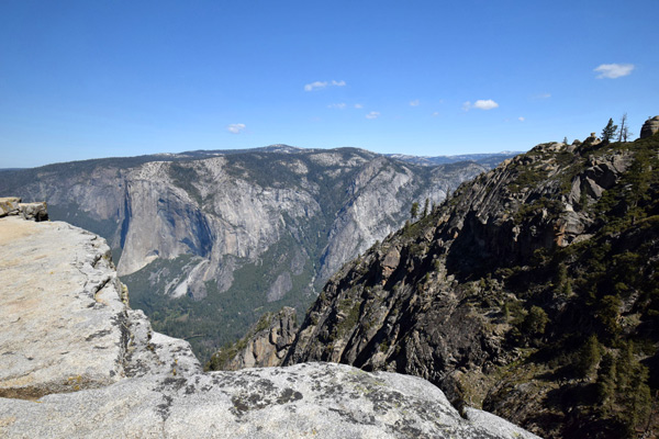 ヨセミテ国立公園 タフトポイント(Taft Point)の見どころ